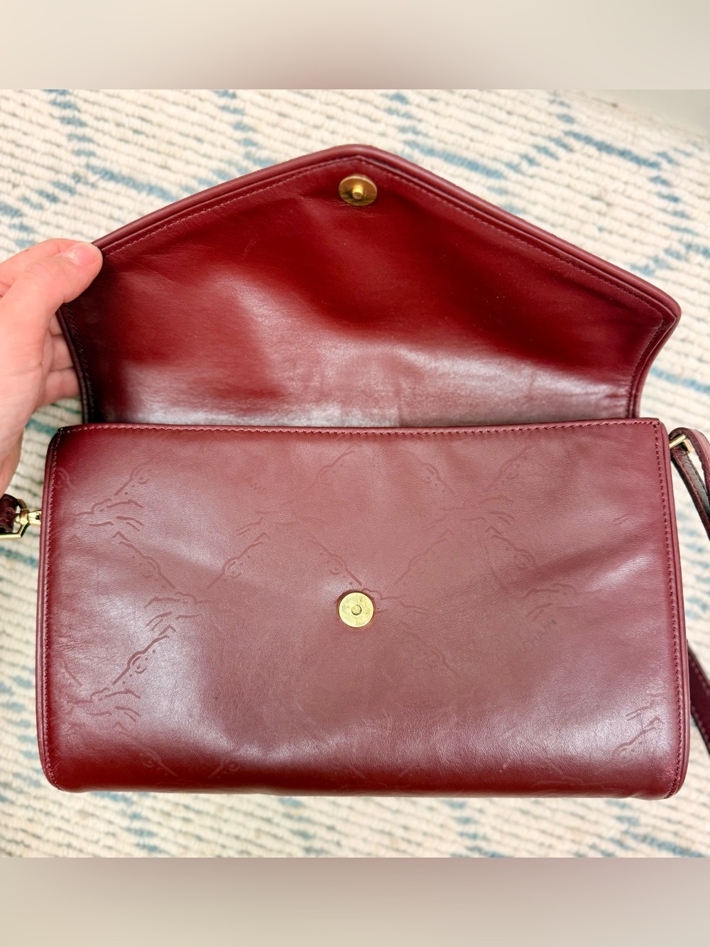 LONGCHAMP Vintage 80’s Rare Burgundy Embossed Horse Leather Crossbody Clutch - Picture 13 of 16